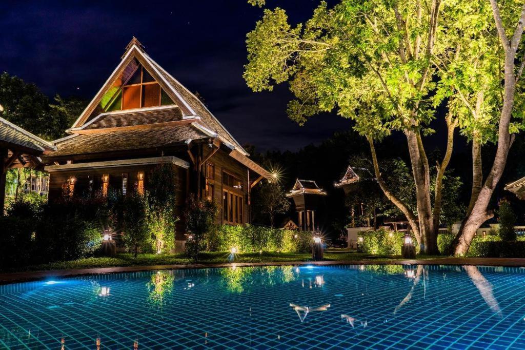 Hotel Ruean Racha Čiang Mai Exteriér fotografie