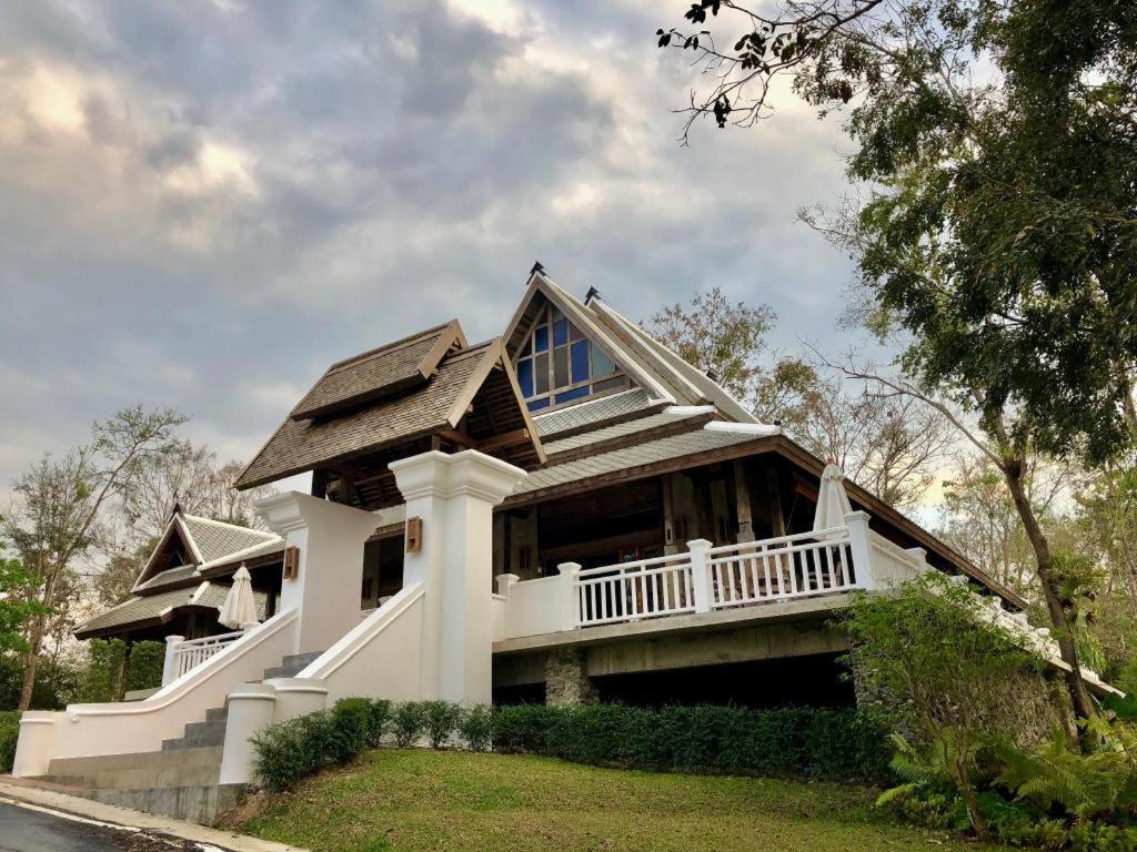 Hotel Ruean Racha Čiang Mai Exteriér fotografie