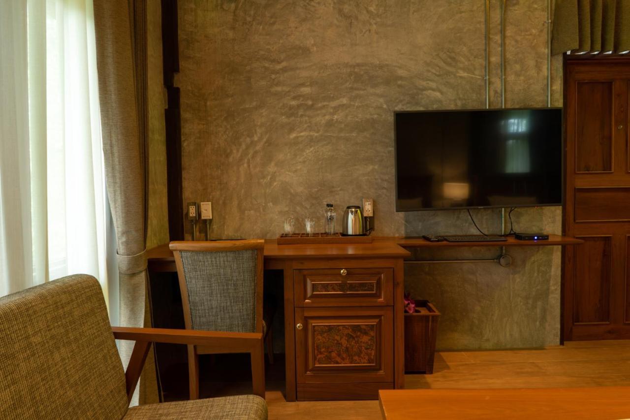 Hotel Ruean Racha Čiang Mai Exteriér fotografie