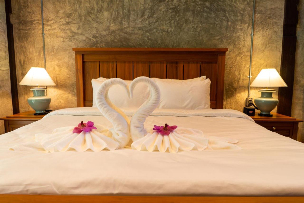 Hotel Ruean Racha Čiang Mai Exteriér fotografie