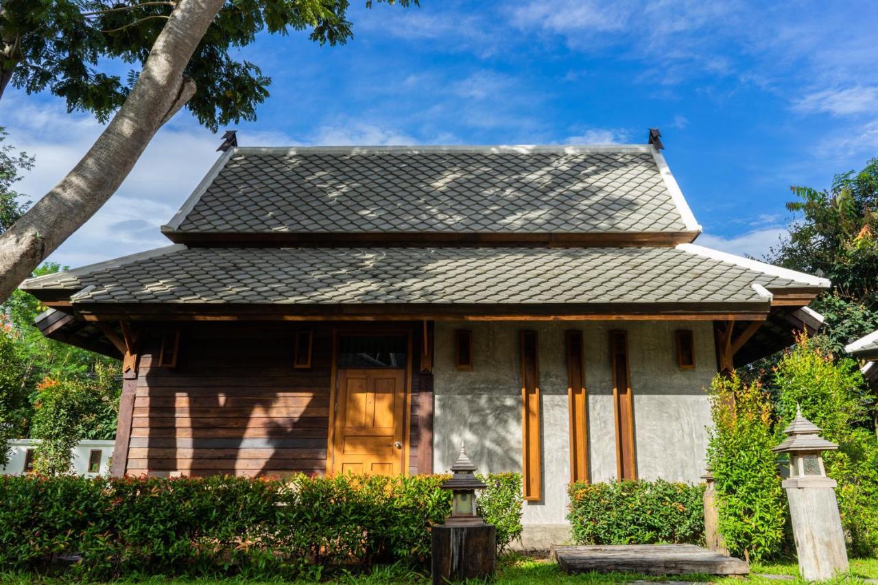 Hotel Ruean Racha Čiang Mai Exteriér fotografie