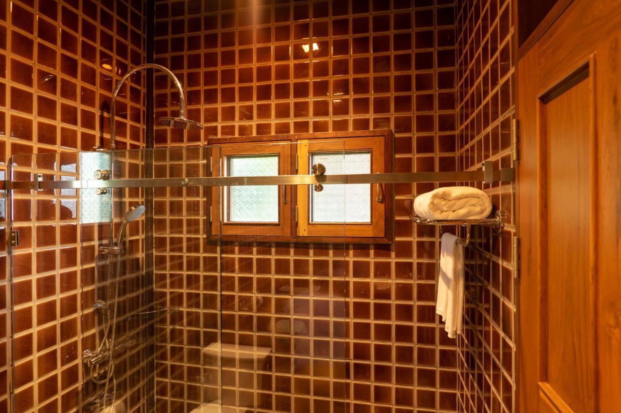 Hotel Ruean Racha Čiang Mai Exteriér fotografie