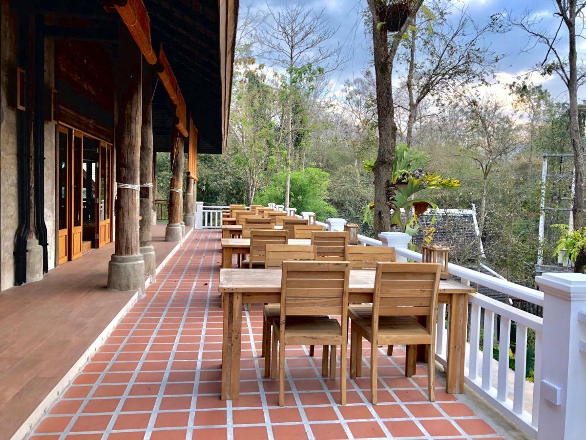 Hotel Ruean Racha Čiang Mai Exteriér fotografie
