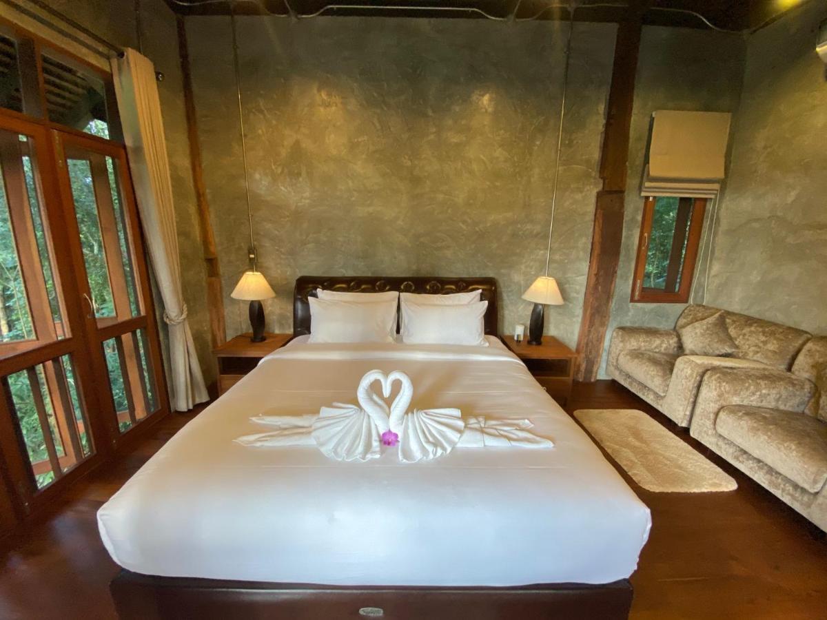 Hotel Ruean Racha Čiang Mai Exteriér fotografie